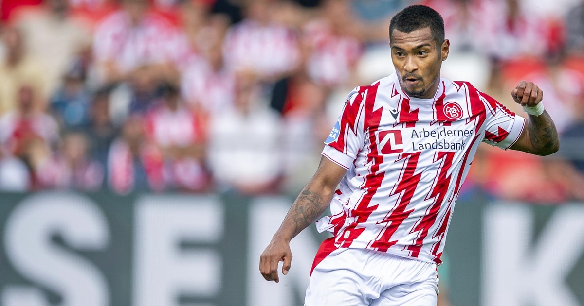 AaB sells Sousa
