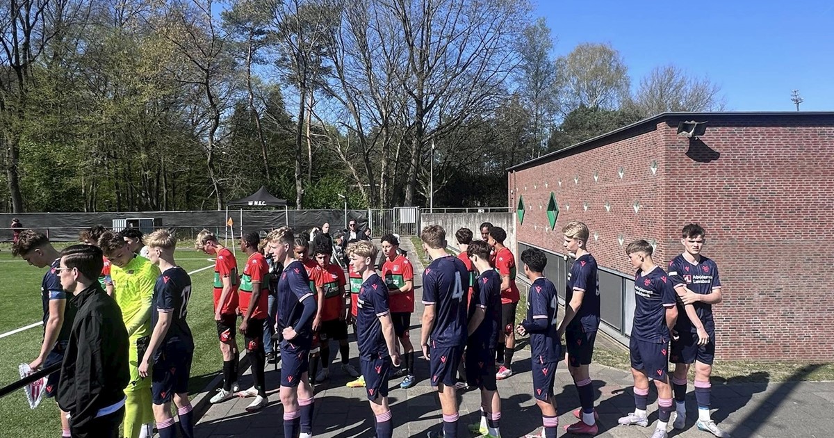 U/17 reached the final at an international tournament